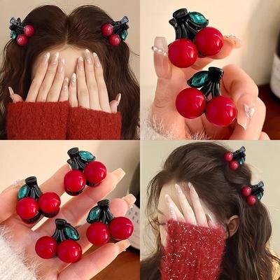 2 sztuki Elegancka Czerwona Koralikowa Wiśnia Mały Klips do Włosów Wykończenie Poszarpanych Włosów Spinka do Włosów Uroczy Klips na Wierzch Wszechstronne Akcesoria do Włosów Księżniczki