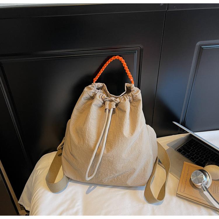 

Повседневная большая сумка женская 2025 новая модная тканевая сумка сумка на плечо большая вместимость сумка-тоут классный рюкзак для поездок хаки