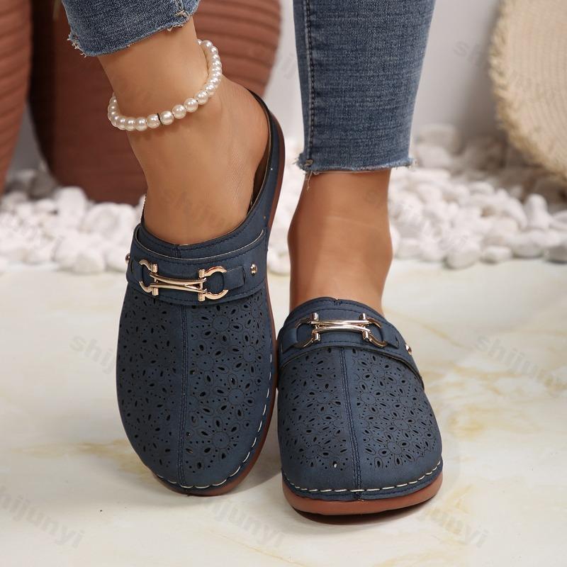 Fashion New Spring 2025 Retro Design Fashion Casual Thick Soled Half Slippers Women's Hollow Breathable Comfortable Beach Chunky Sandals