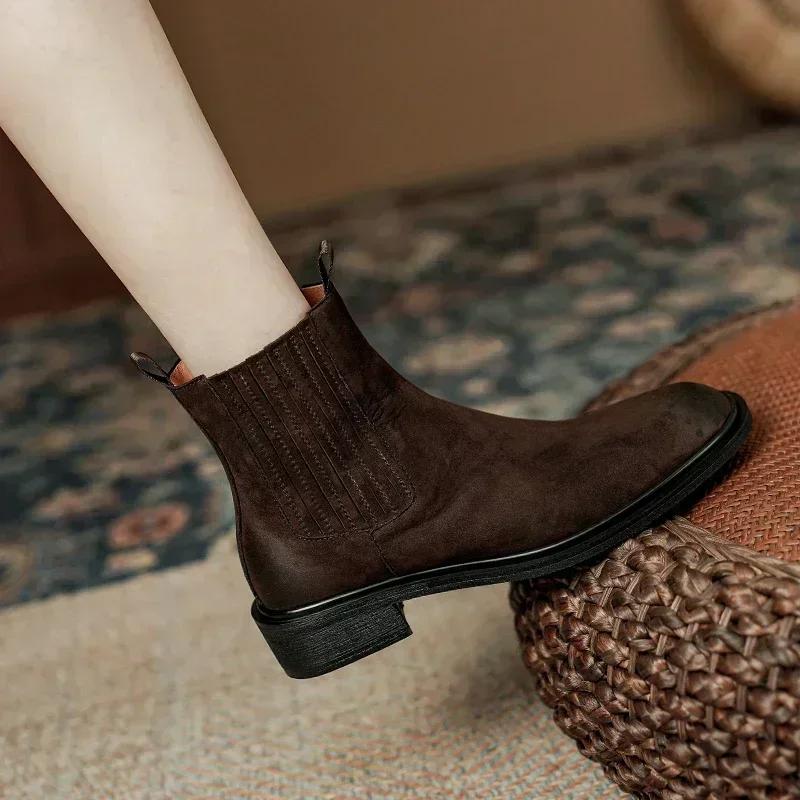 Fashion 2025 New Autumn Women Boots Chelsea Boots Genuine Leather Women Shoes Winter Retro Ankle Boots Leather Ladies Shoes Cowhide