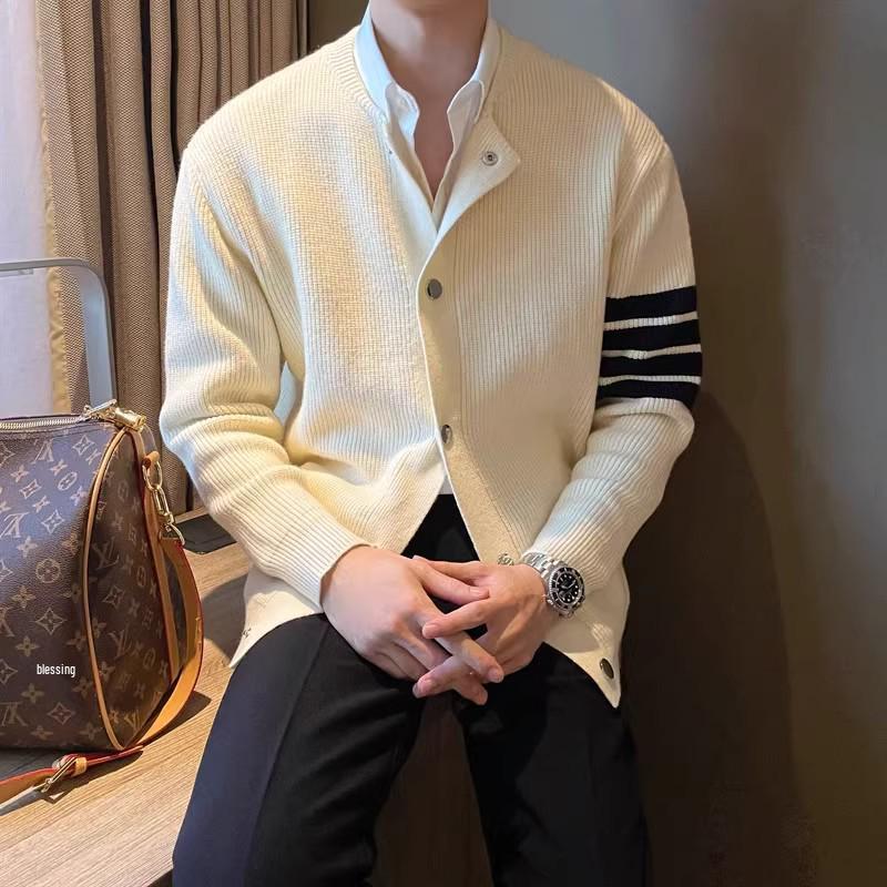 Herren Vielseitige Strickjacke mit Umlegekragen, Hochwertige Lässige Vier-Streifen Leichte Jacke für Frühling und Herbst