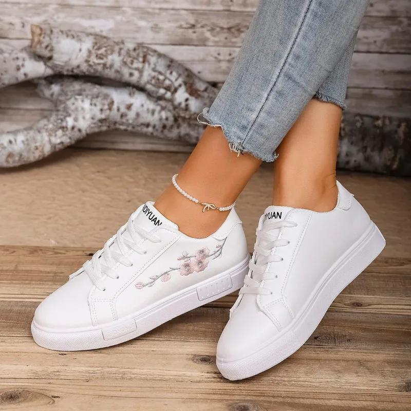 Fashion Ladies Shoes 2025 Brand Lace-up Women's Vulcanize Shoes Fashion Embroidery Outdoor Slip-Resistant Casual Versatile Sneakers