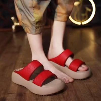 Ciabatte fresche per donna nell'estate 2025, nuove ciabatte da spiaggia antiscivolo con fondo spesso, ciabatte da donna leggere a punta aperta