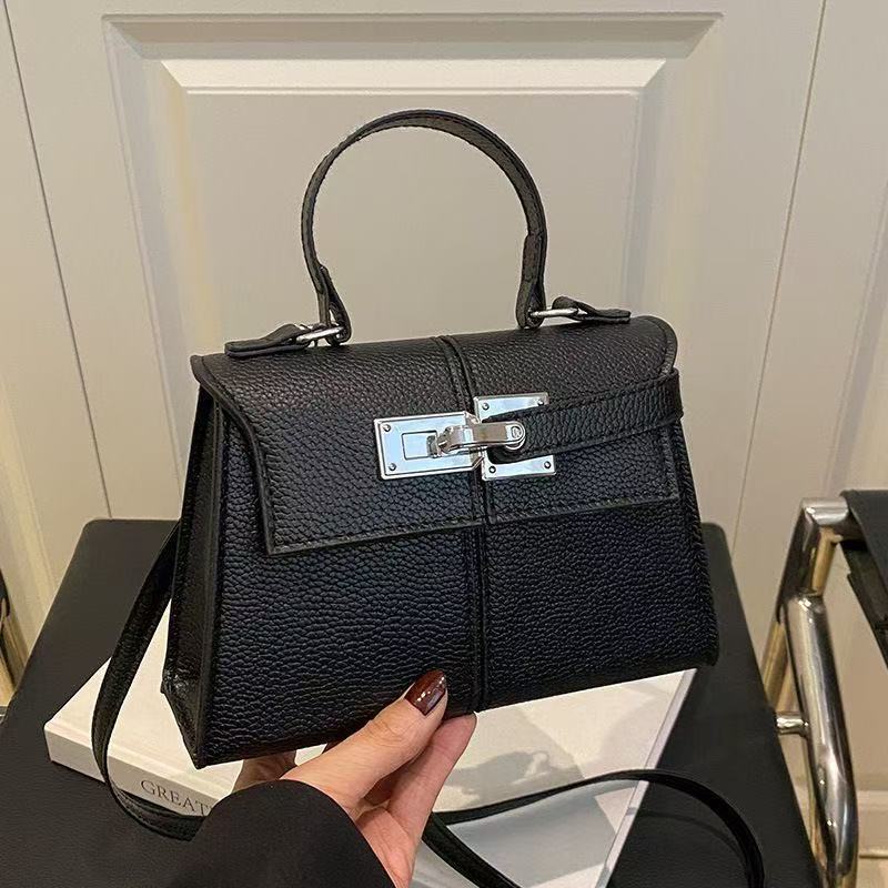 2025 Women Niche Composite Leather Trapezoidal Bag Large Capacity Single-Shoulder Crossbody Bag Fashionable Ladies Handbag