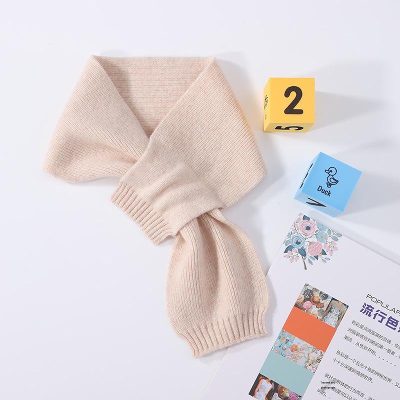 Children's 100% Wool Knitted Scarf, Autumn/Winter, Cross Neck Warmer for Boys and Girls.