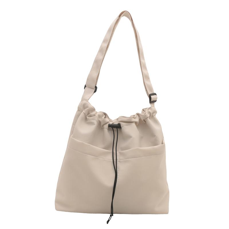 Autumn and winter popular bag women's 2024 new class commuting large-capacity messenger bag tote commuter bag shoulder bag soft