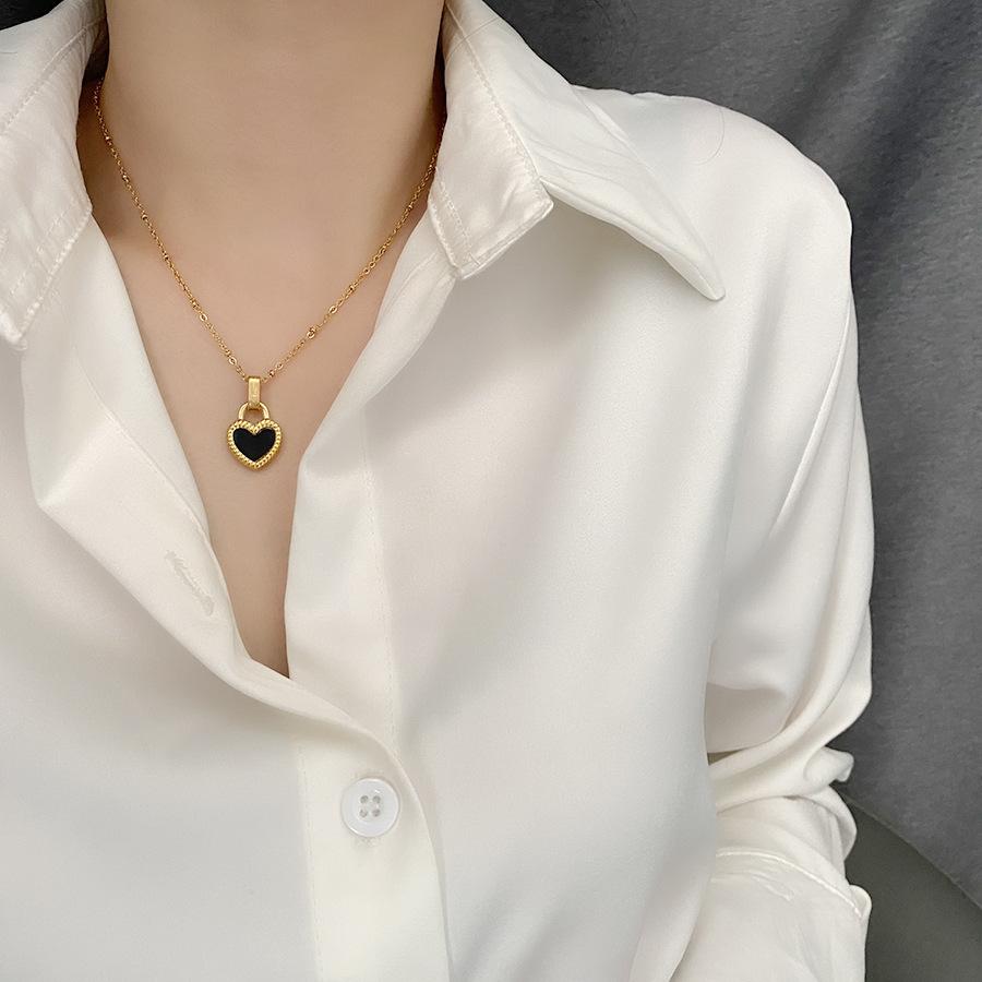 Stainless Steel Simple 2 Sides Black White Love Heart Pendant Necklace for Women Trendy Collar Jewelry Accessories Gifts