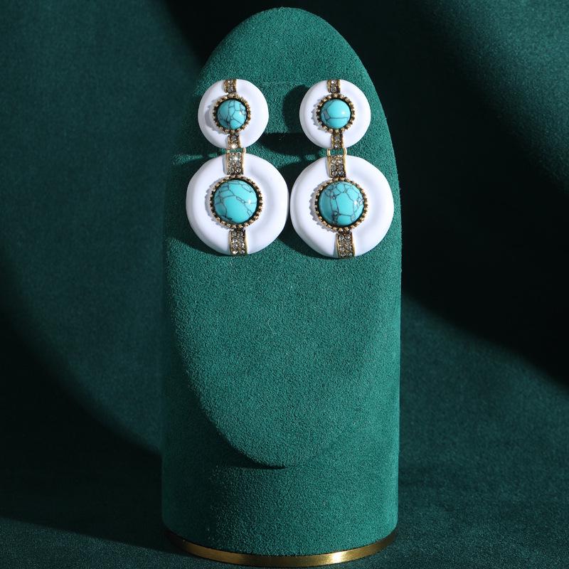 Yong Nuo Vintage Retro Jewelry: High-End, Colorfast Antique Earrings
