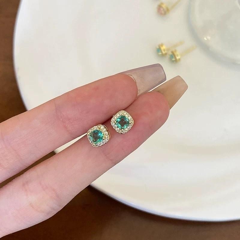 Pinkdudu Sugar Cube Yellow Diamond Stud Earrings Sparkling Light Luxury High-End Earrings Elegant PD2518