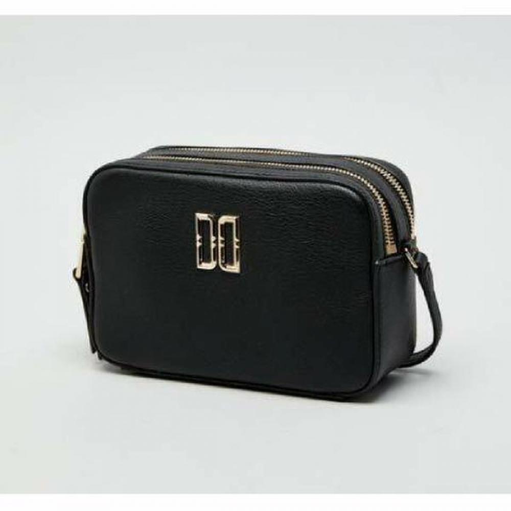 

Daks Mini Crossbody Bag Black Gold Logo Dcwa2f069bk Single option