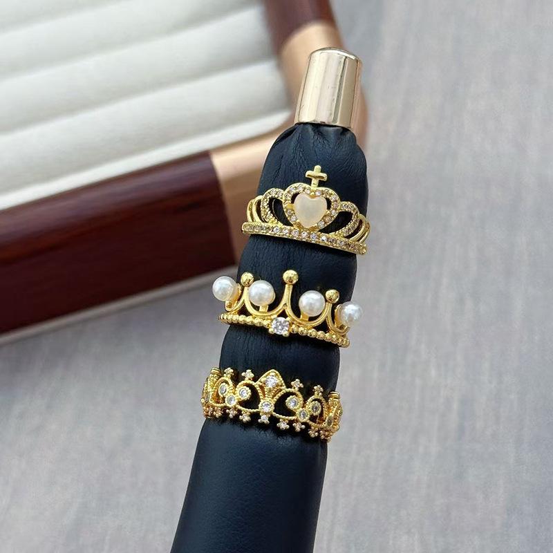 Anel Aberto de Contas de Coroa de Luxo Leve Vintage Medieval Zircônia Requintada Estilo Corte Retrô Francês Anel de Dedo Indicador