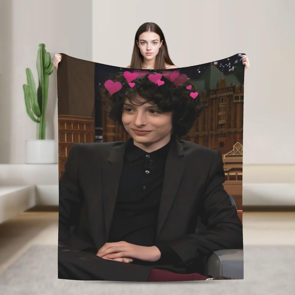 Finn Wolfhard Weiche Decke Junge Mädchen Plüsch Bettwäsche Überwürfe Ästhetisches Schlafzimmer Flanell Tagesdecke Sofabettbezug
