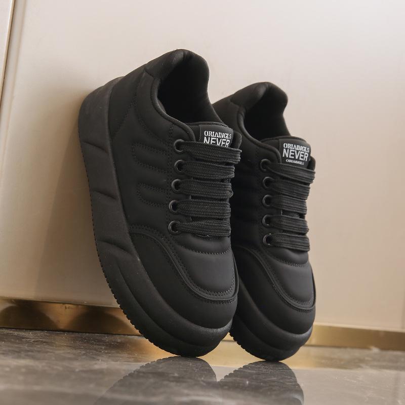 

Хлеб женский весенний новый универсальный толстоподошвенный женский обувь для ходьбы весенне-осенний повседневный спортивный белый обувь 40 чёрный