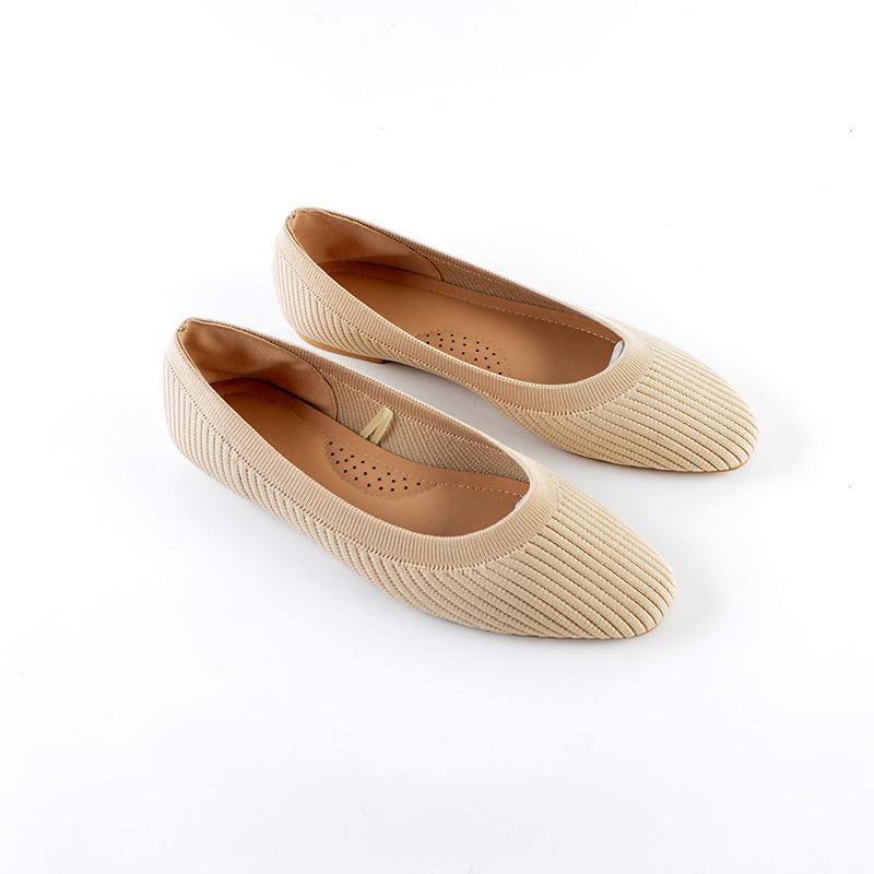 European and American Spring and Autumn Flying Single Shoes Soft Sole Knitted Small Square Head Beanie Shoes New Breathable Woven Ladyshoes