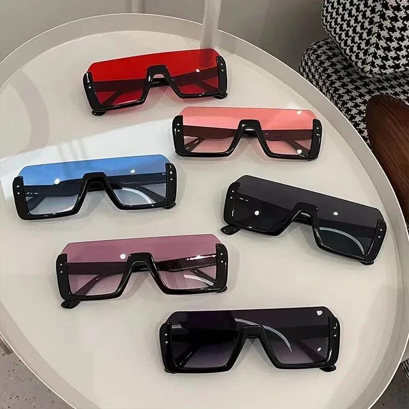 1PCS Classics Vintage Women's Square Sunglasses Fashion Women Design Brand Sun Glasses Men UV Protective Goggles