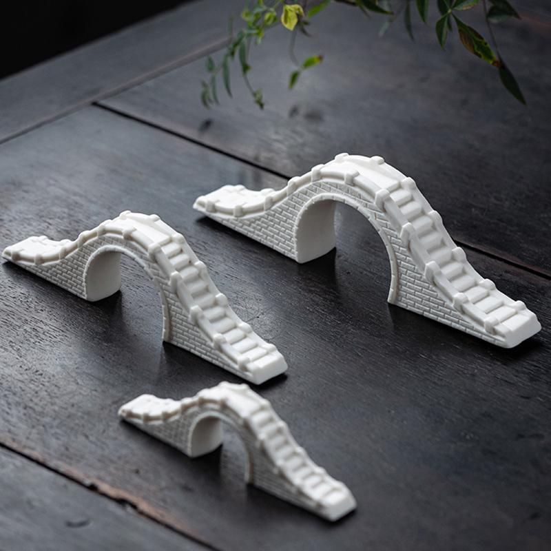 Ceramic Stone Arch Bridge Ornament for Micro Landscapes, Fish Tanks, or Zen Gardens