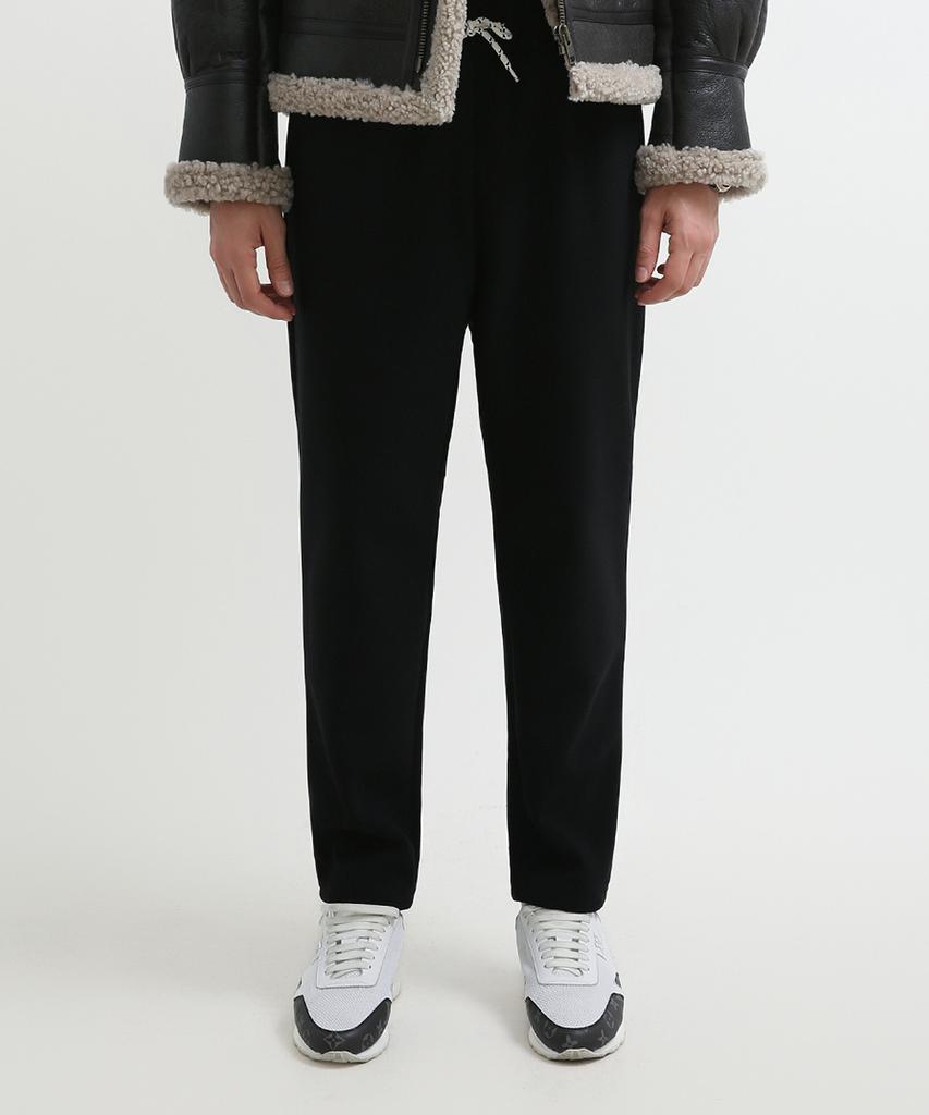 Seuteulaikeu Jersey Tapered Sweatpants (Black)