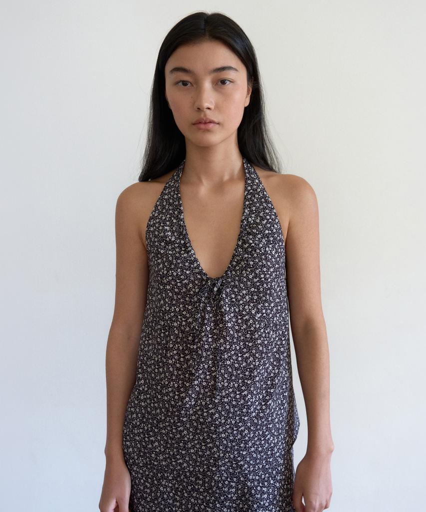 Manggomaenipeullijeu Bambi Floral Blouse_Black