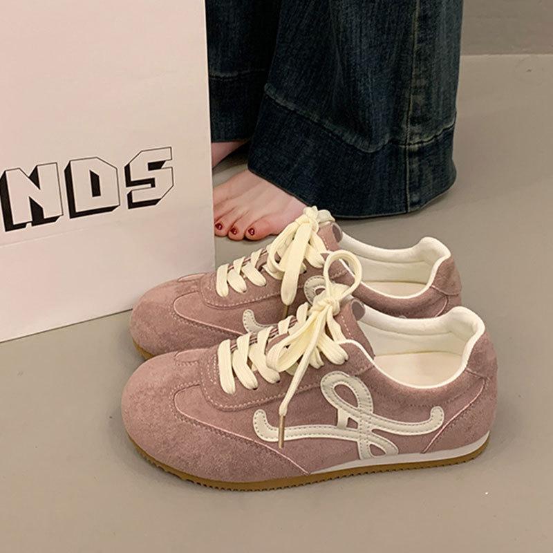 

Маленькие белые туфли женские 2025 новая весна и лето повседневная обувь на мягкой подошве для бега ретро повседневная спортивная обувь 40