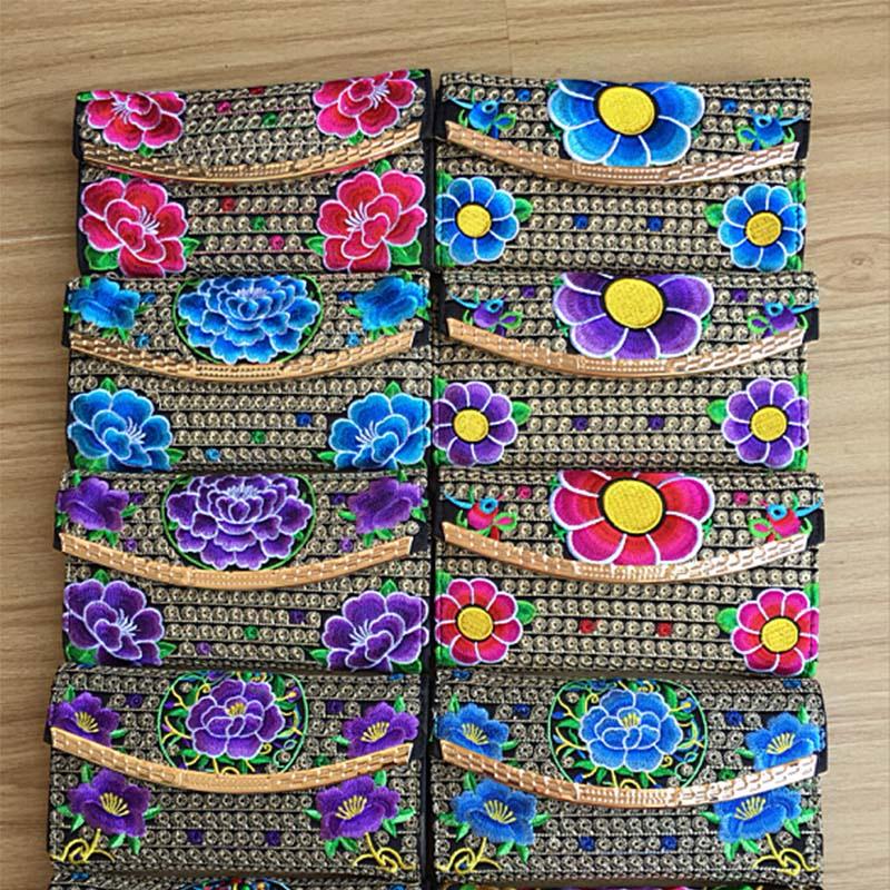 Luxurious Women Ethnic National Flower Bags Handbag Embroidered Clutch Small Flap