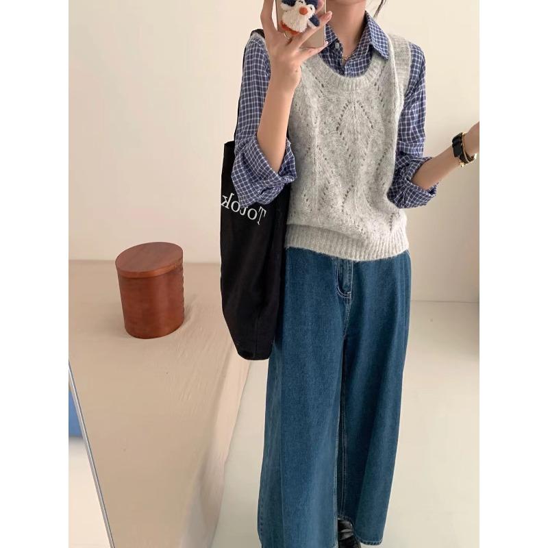 

Женский осенне-зимний трикотажный жилет с круглым вырезом one size fits all серый