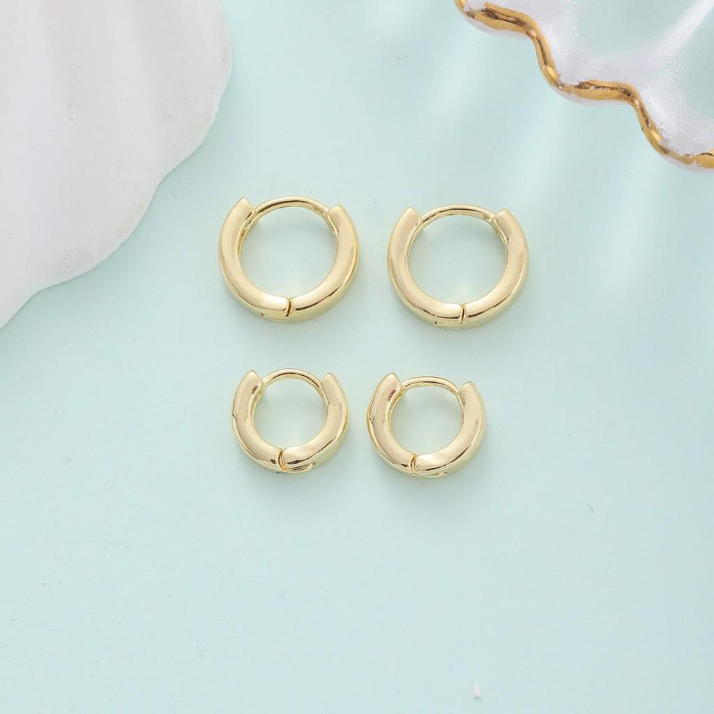 Orecchini a Cerchio Piccoli Rotondi Minimalisti in Rame Puro Stile Coreano - Borchie Lucide Design di Nicchia
