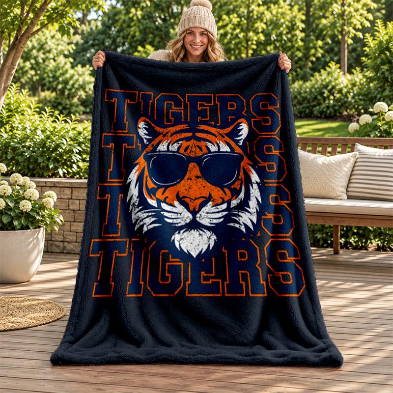Detroit Tigers Blanket Flannel Blanket Soft Cozy Plush Throw for Sofa Bed Lightweight Home Decoration Gifts for Christmas Various Holidays