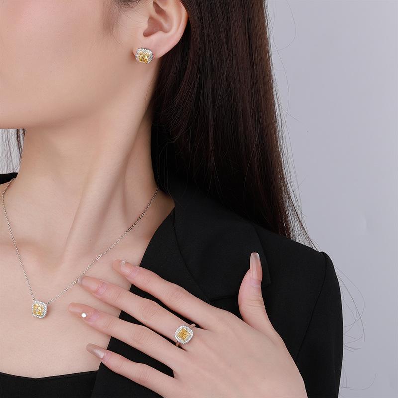 Autumn And Winter Jewelry Set, High Carbon Diamond Ice Flower Cut Copper Inlaid With Yellow Diamond Set, Main Stone 6 * 6
