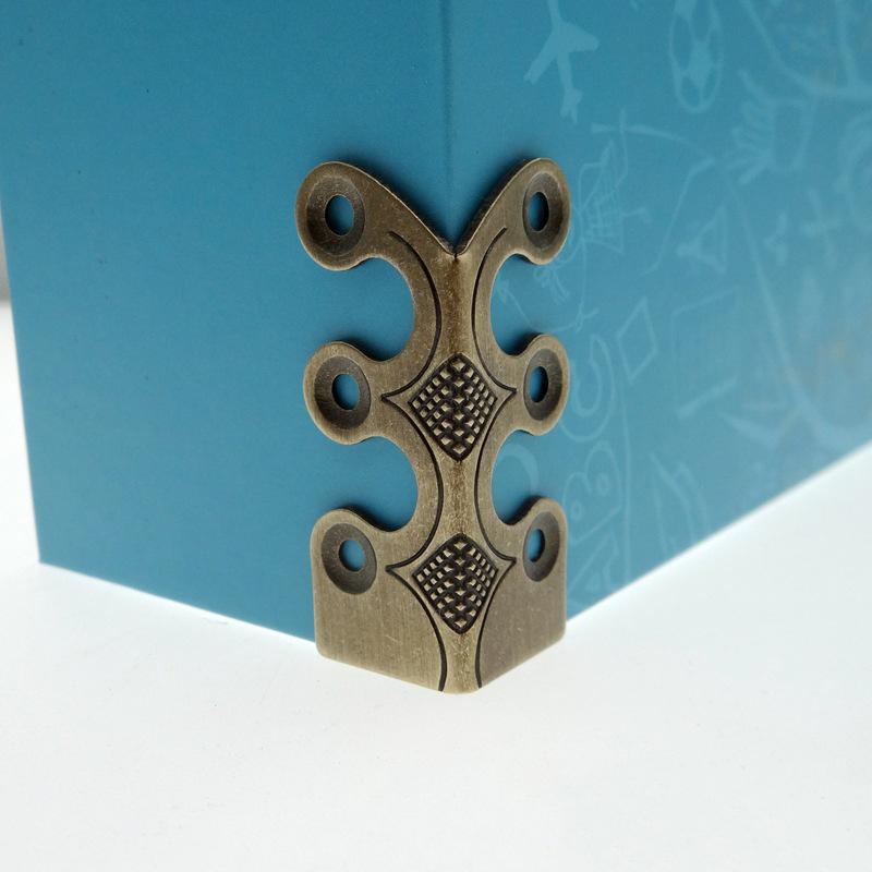 1PC Chinese Style Brass Corner Brackets for Jewelry Wooden Box Antique Furniture Corner Protector Decorative Corner Guard