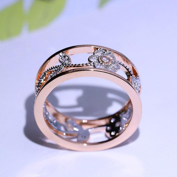 Elegant Women Classics Fashion Flower Plating Zircon Wedding Ring For Timeless Beauty