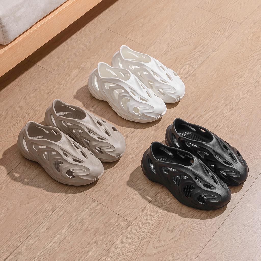 EVA Hole Shoes Men's Summer Wear Trendy Brand 2024 New Outdoor Beach Non-slip Stepping On Shit Sandals Men's