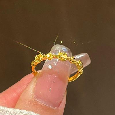 Classic Simple Glossy Rose Flower Ring Antique Gold Craftsm Retro and Exquisite Palace Style Suitable for Daily  Gifts