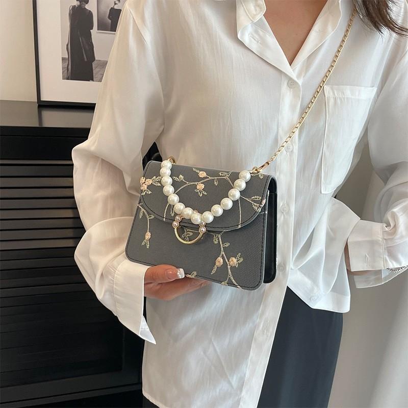 Pearl Handheld Small Square Bag With Lace Chain For Casual Travel And Spring Style