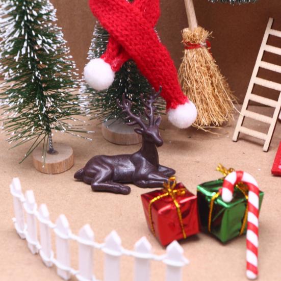 

Yousheng Christmas Gnome Door Set 1/12 Rich Element Fine Workmanship Fairy Garden Decorations Miniature Christmas Elf Door D