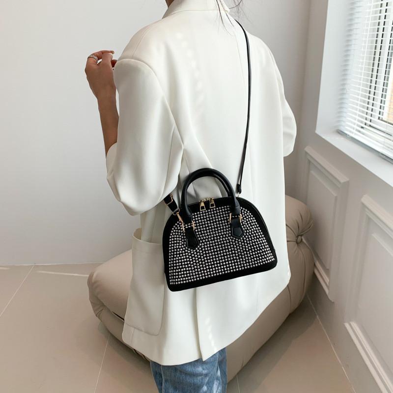 Stylish Minimalist Womens Handbag 2023 New Trendy Chic Shoulder Bag Casual