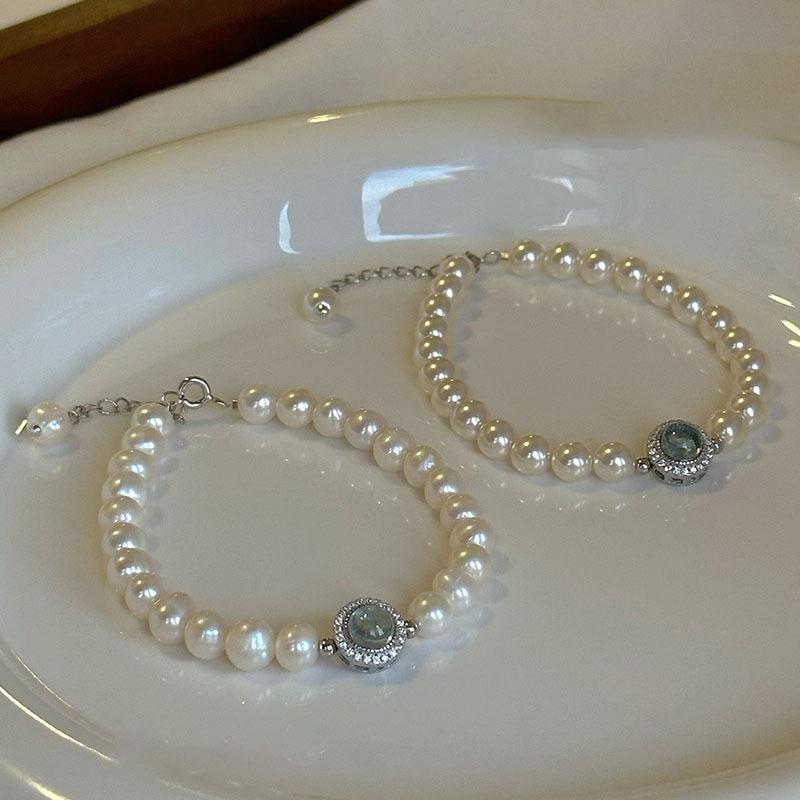 Mercury's French Retro Style Pearl Bracelet Light Luxury Niche Design High-end Exquisite Versatile Beaded Jewelry