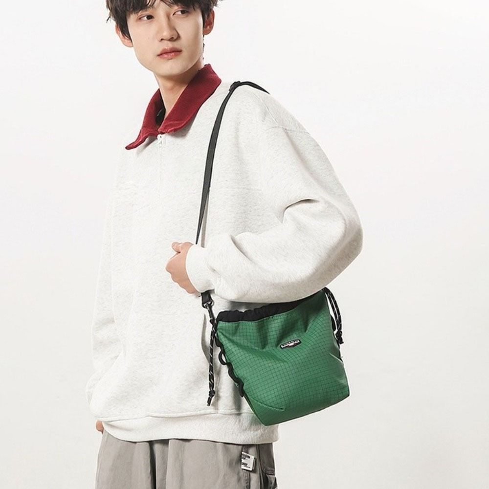 Large Capacity Sports Crossbody Bag Lightweight Canvas Shoulder Bag Drawstring Bucket Bag  Unisex