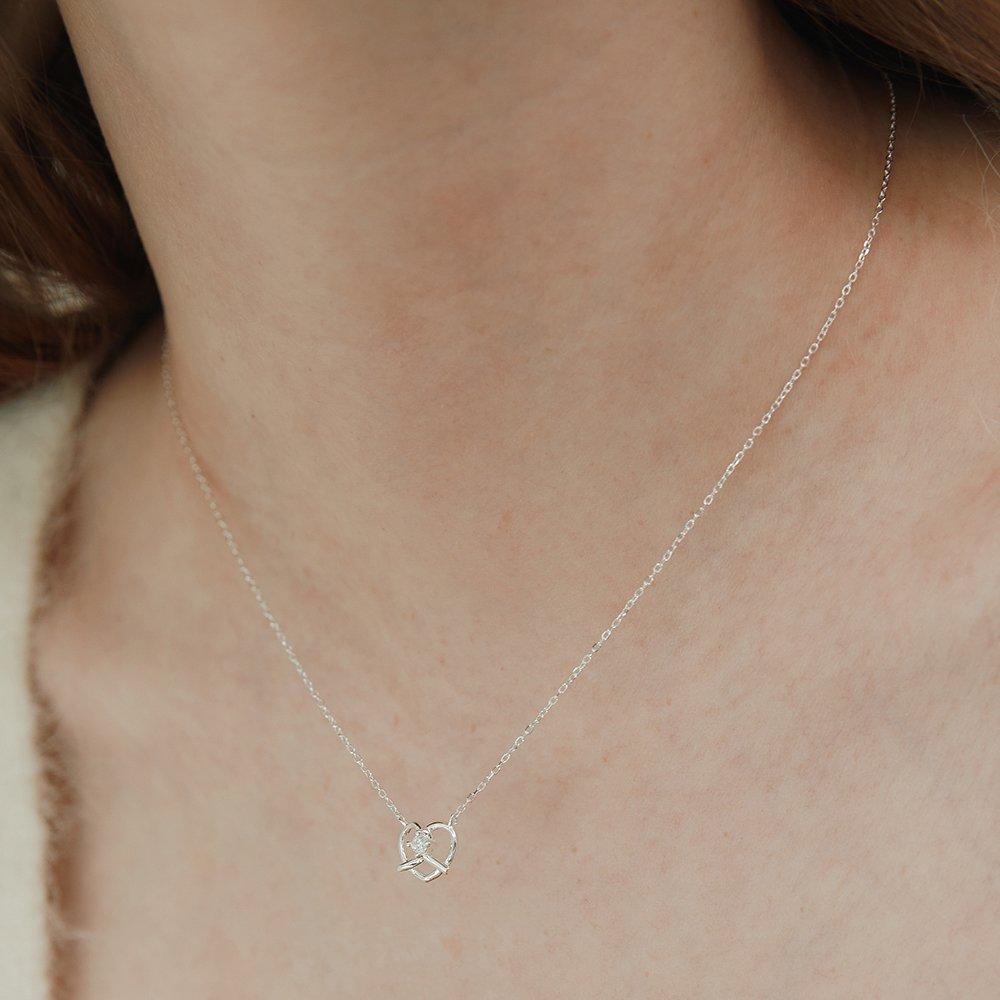 

(Срібло 925 проби) Намисто-серце-крендель Nz2155 Gold Plated