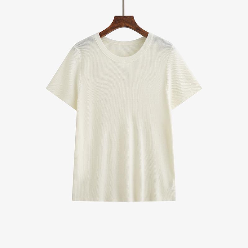 Plus Size Women's Round Neck Casual Short Sleeve Knit Top - 2026 Spring Style
