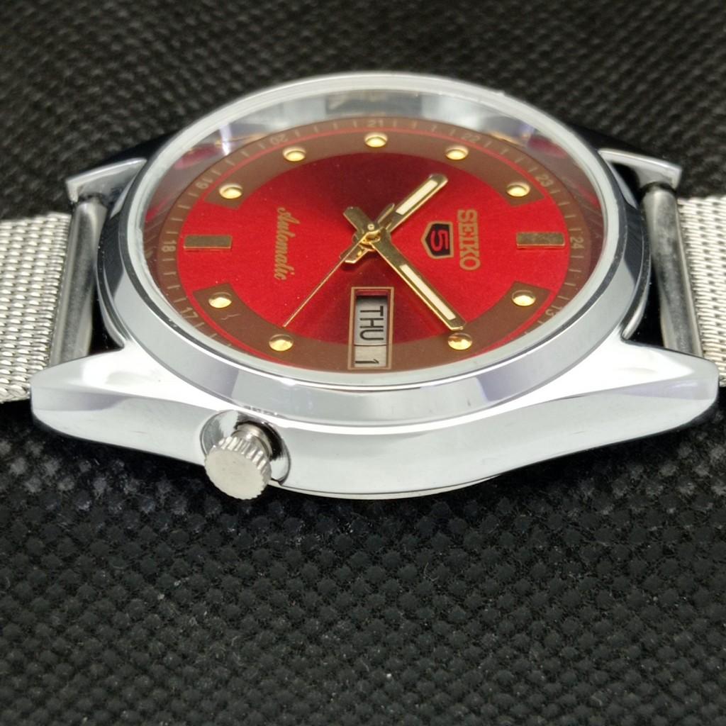 REFURBISHED VINTAGE SEIKO 5 AUTO 7009A JAPAN MENS D/D RED WATCH 593a-a311238-9