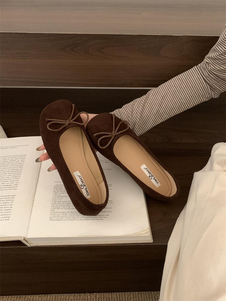 French ballet style bow flat-soled single shoes women's 2025 new Maillard not tired feet shallow mouth grandma shoes ladyshoes