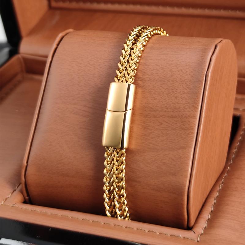 

Golden Chain Bracelet for Men and Women Stainless Steel Curb Cuban Link Bangle Hip Hop Trendy Wrist Jewelry Gift New 2026 18.5cm золотистий