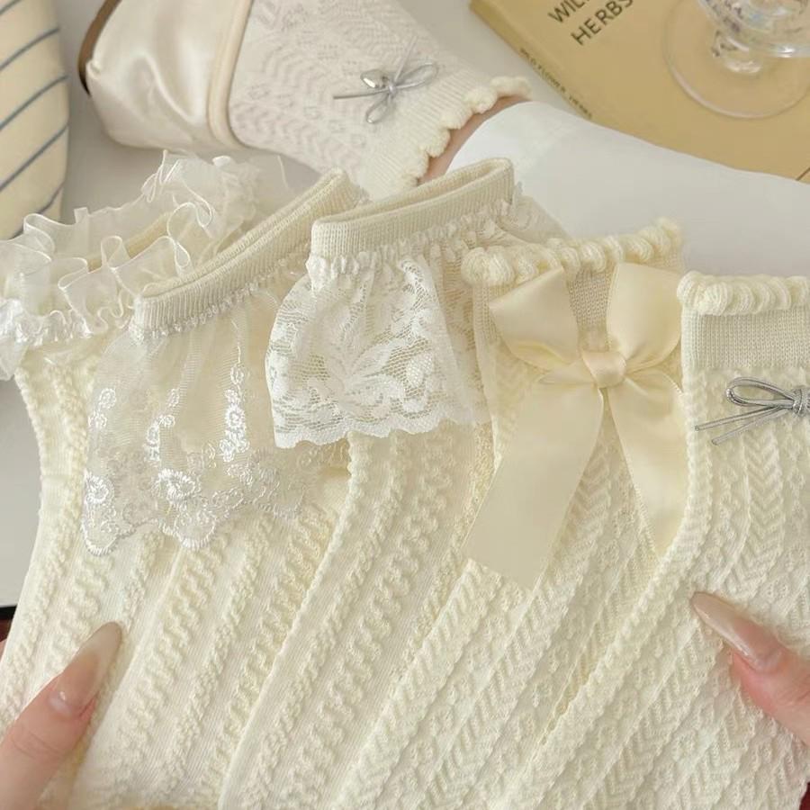 Japanese Lolita Soft Girl Lace Bow Mid-Calf Socks