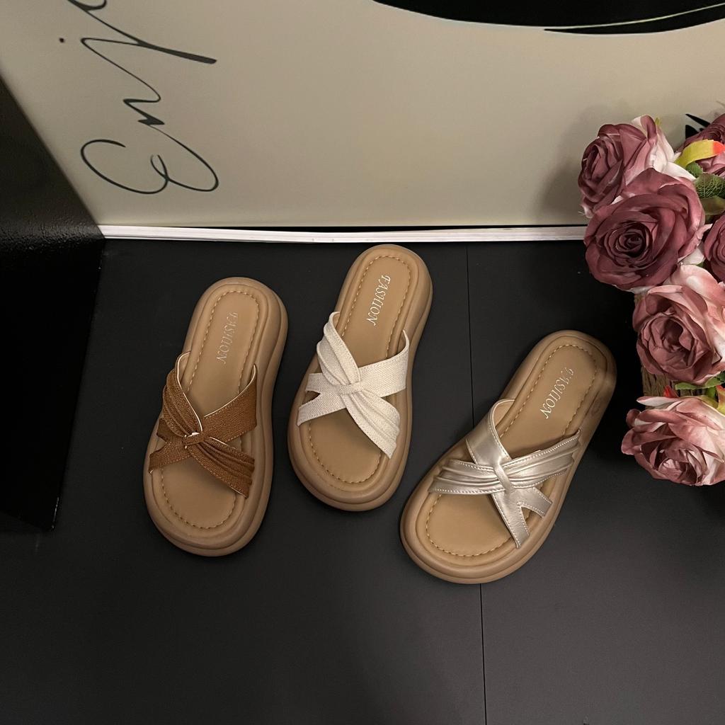 Cool Slippers Women's Summer Wear 2025 New with Skirt Platform Beach Sandals French Fairy Cross One-word Drag
