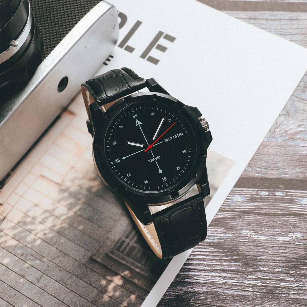 Fashion Men'S Watch Junior High School Student Couple Trend Retro Style Outdoor Sports Watch