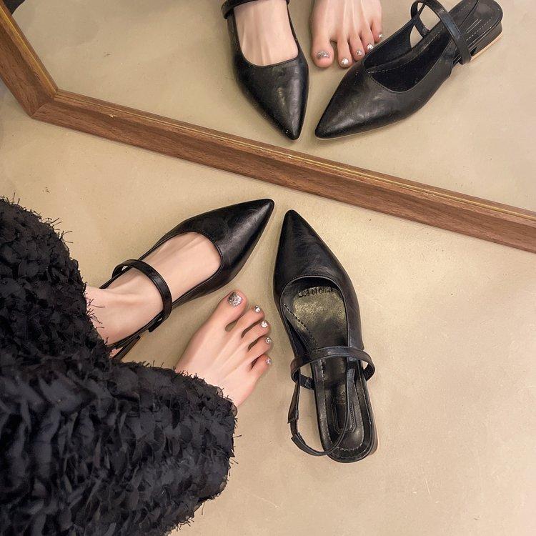 Spring 2025 new flat-bottomed bag head sandals soft leather one-pedal pointed head shallow mouth versatile cool single shoes women's shoes