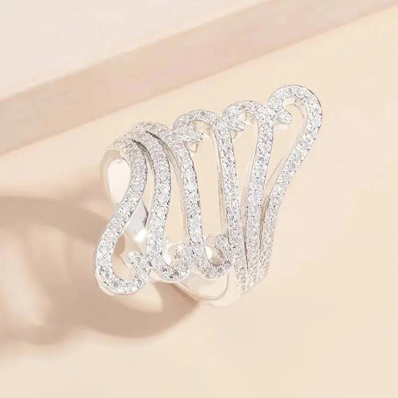 

Huitan Luxury Trendy Hollow Rings for Women Copper Color Statement Lady Accessories Wedding Party Novel Female Zircon 9