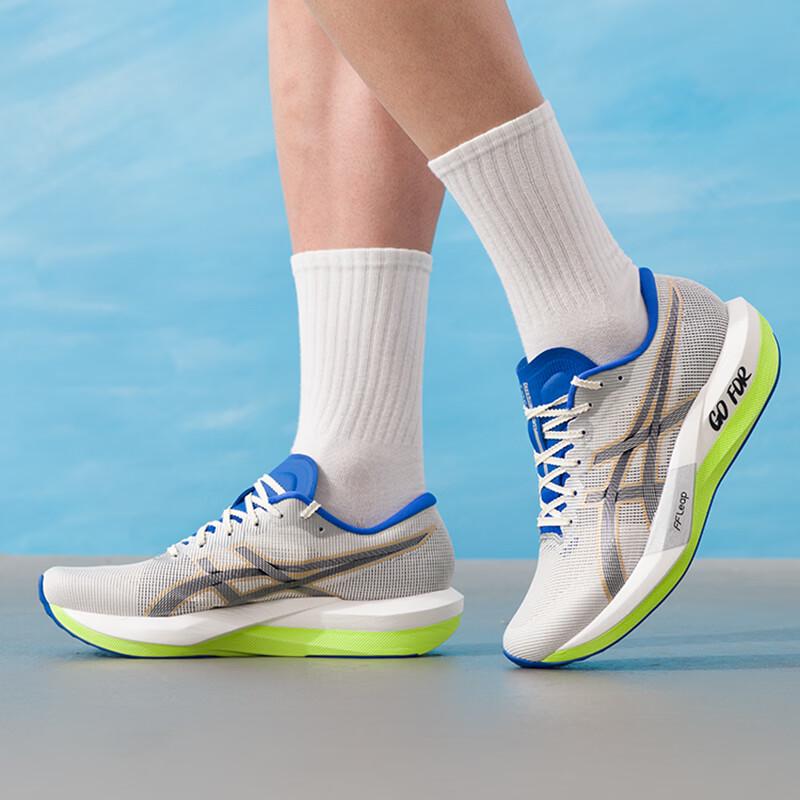 ASICS MAGIC SPEED Neutral Running Shoes US 7.5 серый