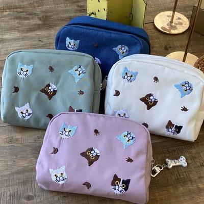 Niedliche Make-up-Tasche mit großer Kapazität und Katzenstickerei