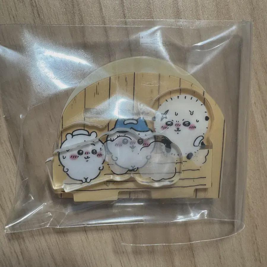 

Far Cuckoo Chiikawa Hachiware Rakko Sauna Acrylic Stand Gacha